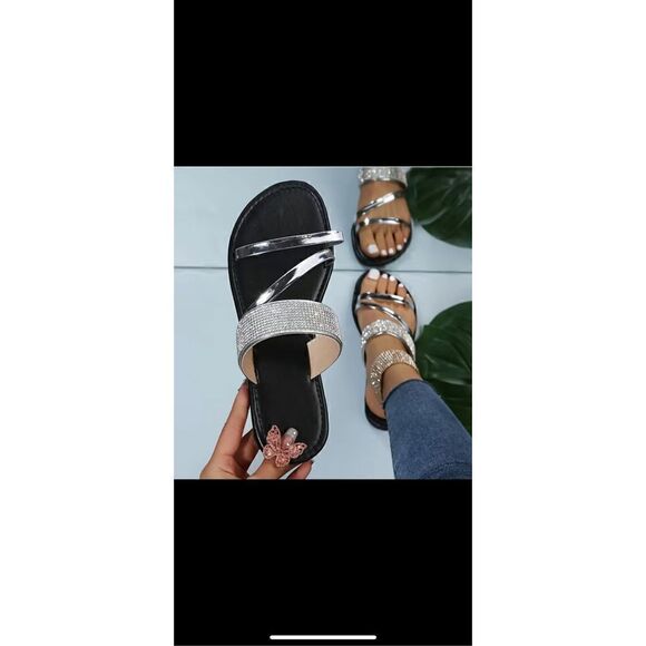 Silver, rhinestone sandals , very comfortable for flats,  Several sizes 8,8.5 an - Picture 9 of 9